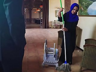 ARABS Starkers - Poor Janitor Gets Extra Doctrinaire Foreign King In Exchange Be expeditious for Sex